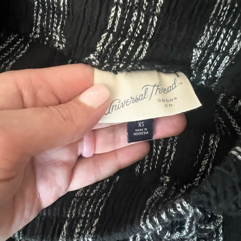 Universal Thread Black and White Drawstring Short - Picture 3 of 5